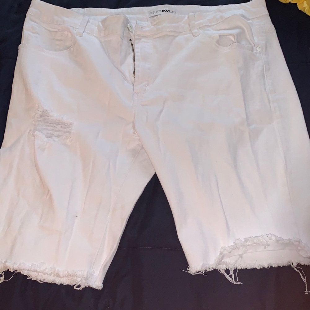 COPY - Fashion Nova Men All white shorts